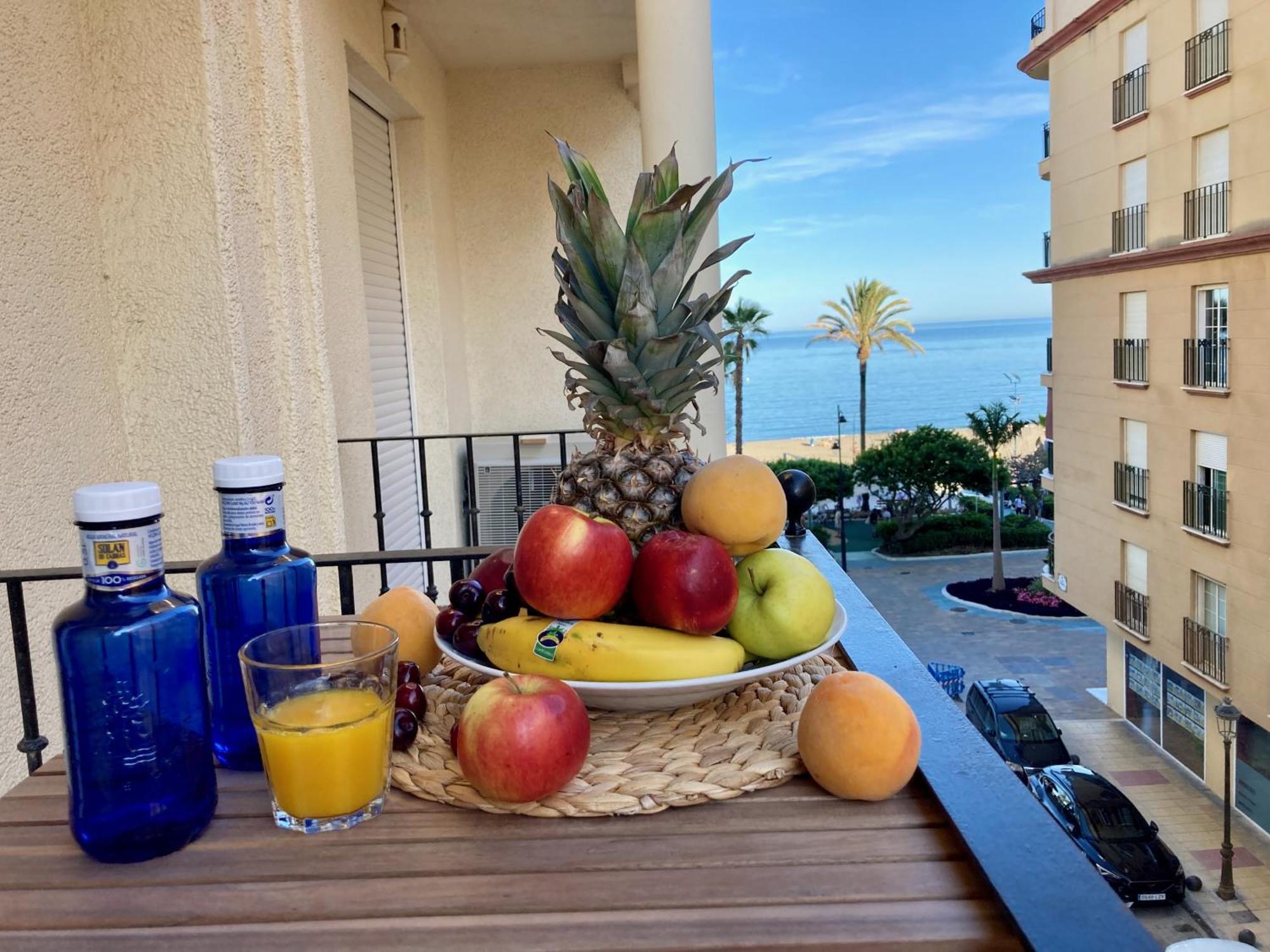 Alboran Costa Del Sol Apartment Estepona Bagian luar foto